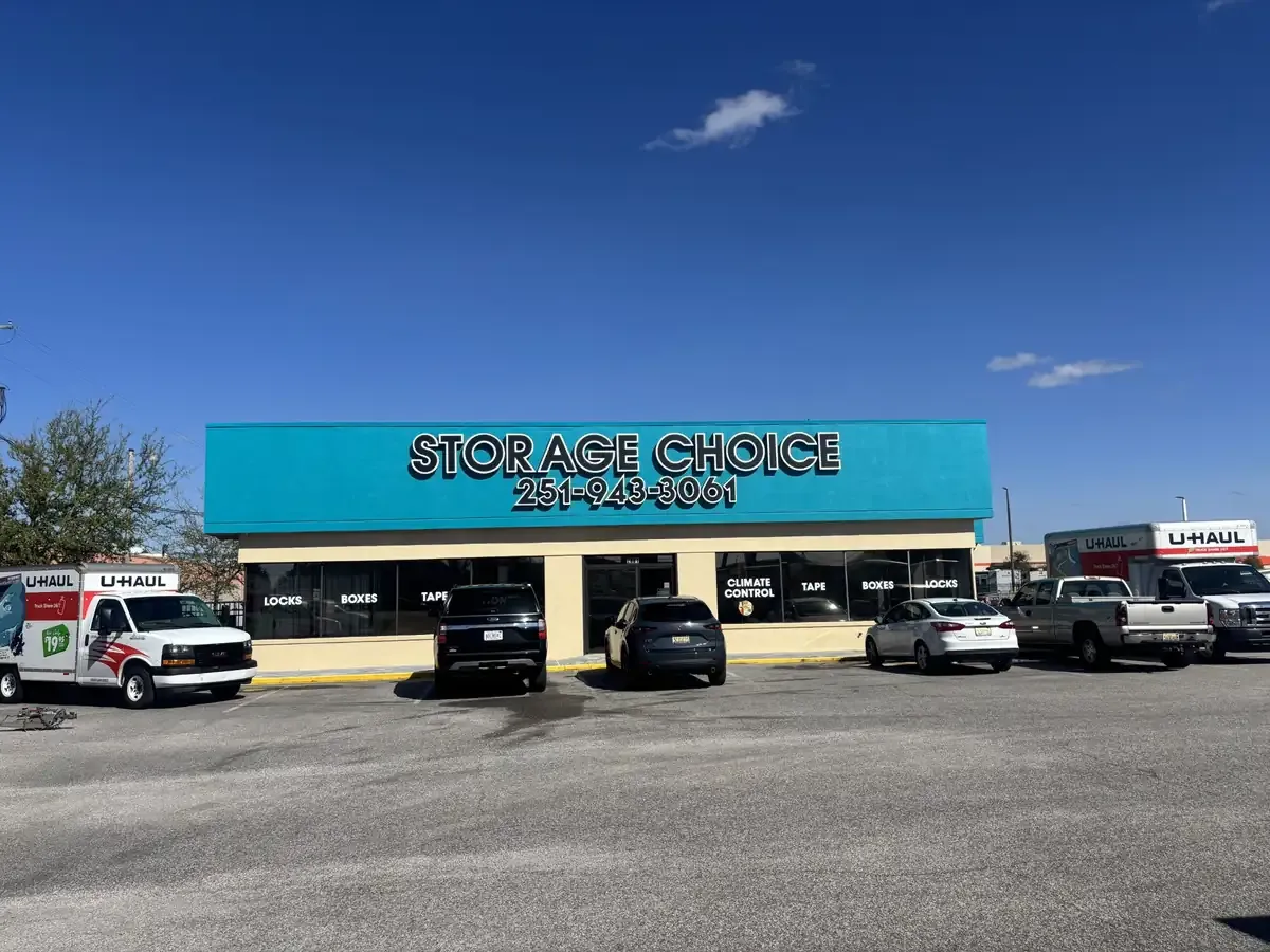 Busy afternoon at Storage Choice Foley